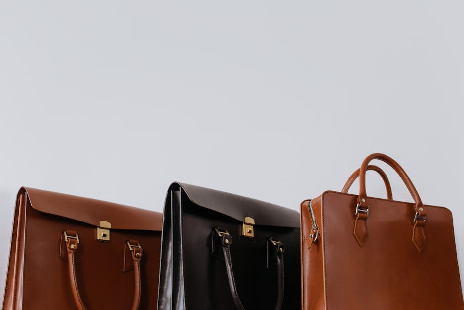 Top Fashion Trends in Ladies Tennis Bags This Season